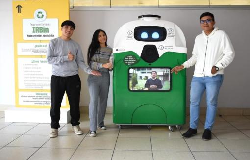 Conoce a IRBin, el nuevo robot reciclador que convive con nuestra comunidad académica
